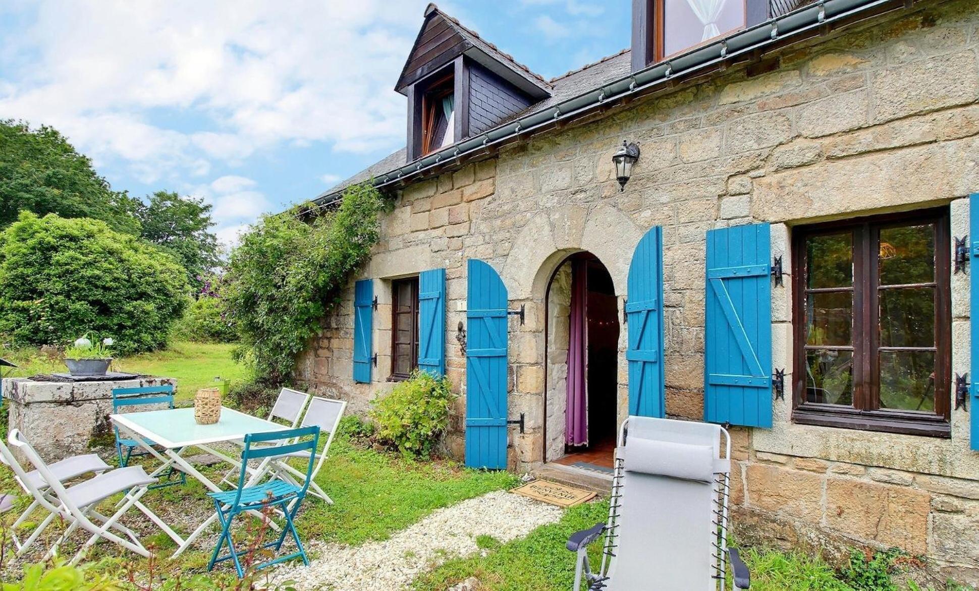 La Fontaine Airmeth Bed & Breakfast Ploerdut Exterior photo